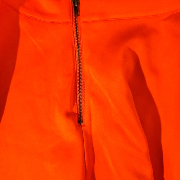 UK2LA Crimson Red Flowy Mini Circle/Skater Skirt - Picture 2 of 2